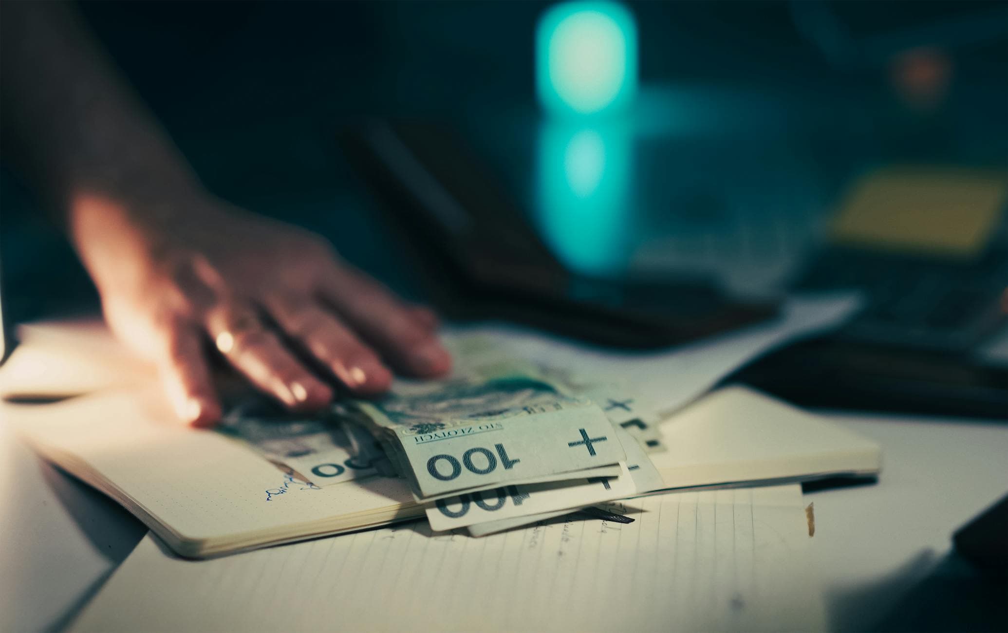 Stake Originals Crash Payout: How Cash-Out Targets Change Risk editorial image